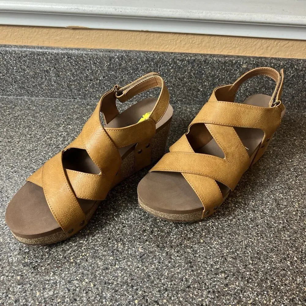 Volatile Mustard Faux Leather Sandals Womens 10 Sling Back Wedge Ankle Strap NEW